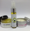 Kit massage sensuel Fleur de Mono, avec 1 bougie de massage 100% vgtale, 1 huile de massage 100 vgtale ,1 gommage aux sels